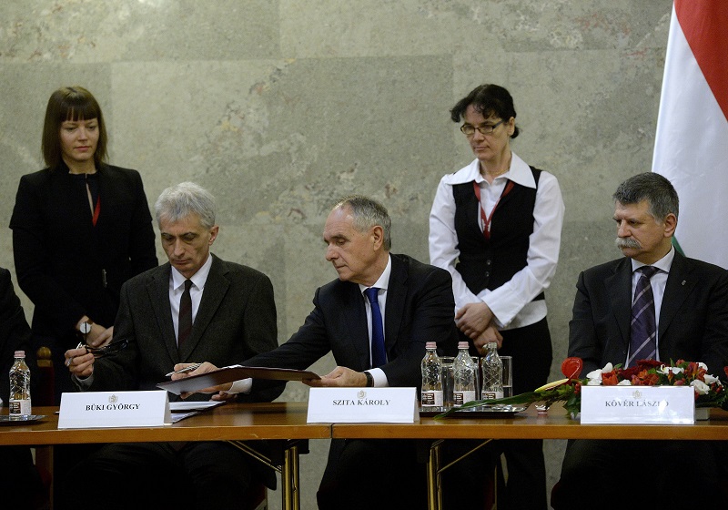 Karpataljaitamogatas_mtifoto_w.jpg